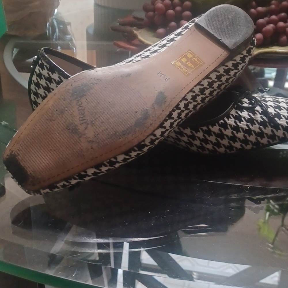 9.5 J. RENEE SHOES - Picture 4 of 4